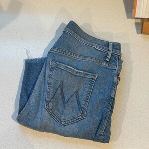 MOTHER The Insider Crop Step Fray in Limited Edition